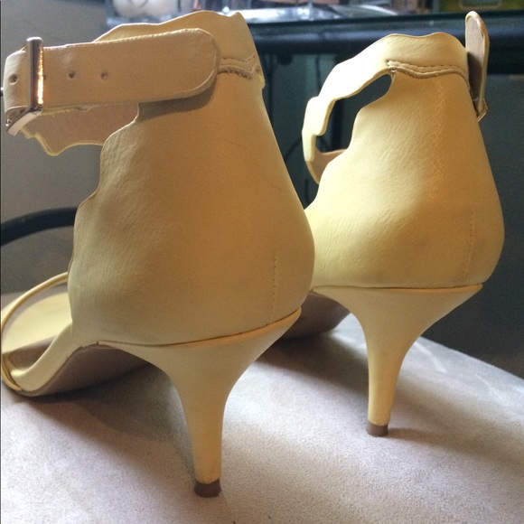 Chinese Laundry Heels - Picture 7 of 7